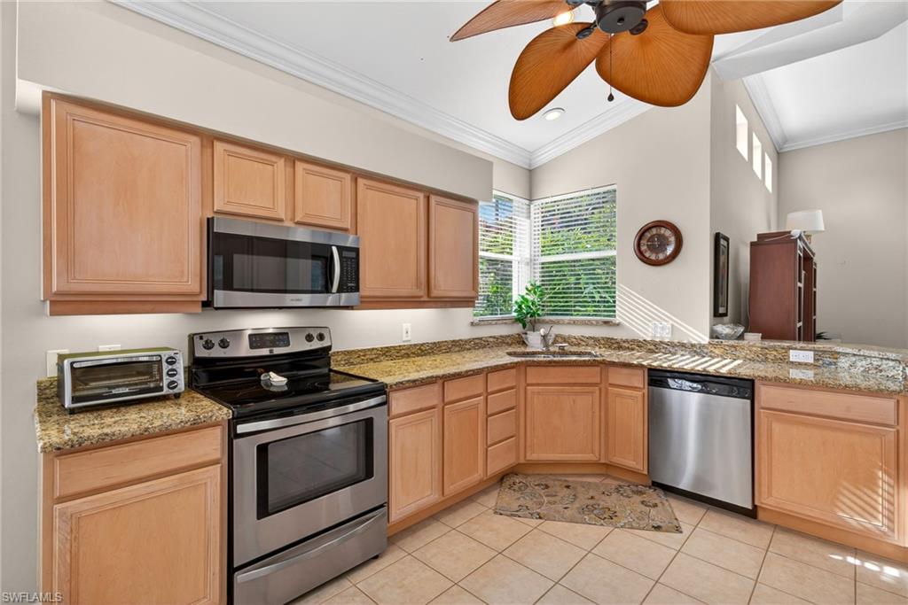 1789 Winding Oaks WAY photo 17