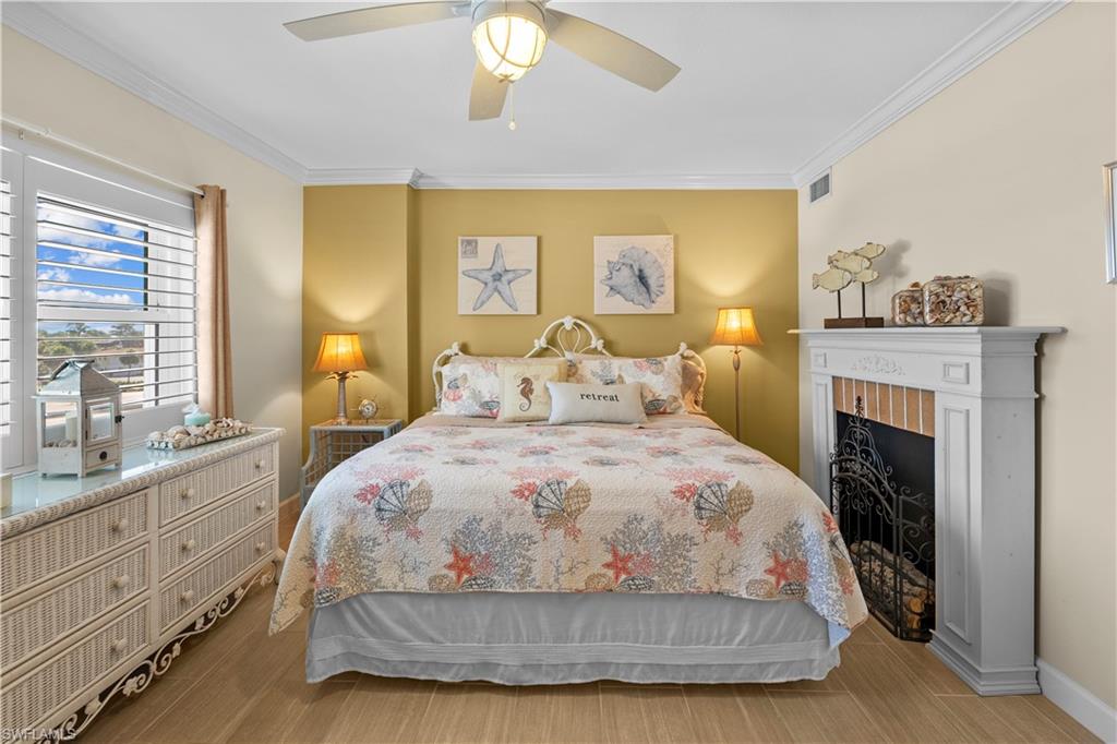 240 Seaview CT 413 photo 20