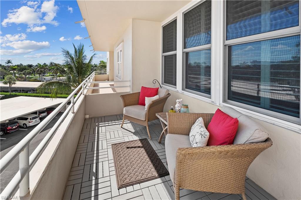 240 Seaview CT 413 photo 29