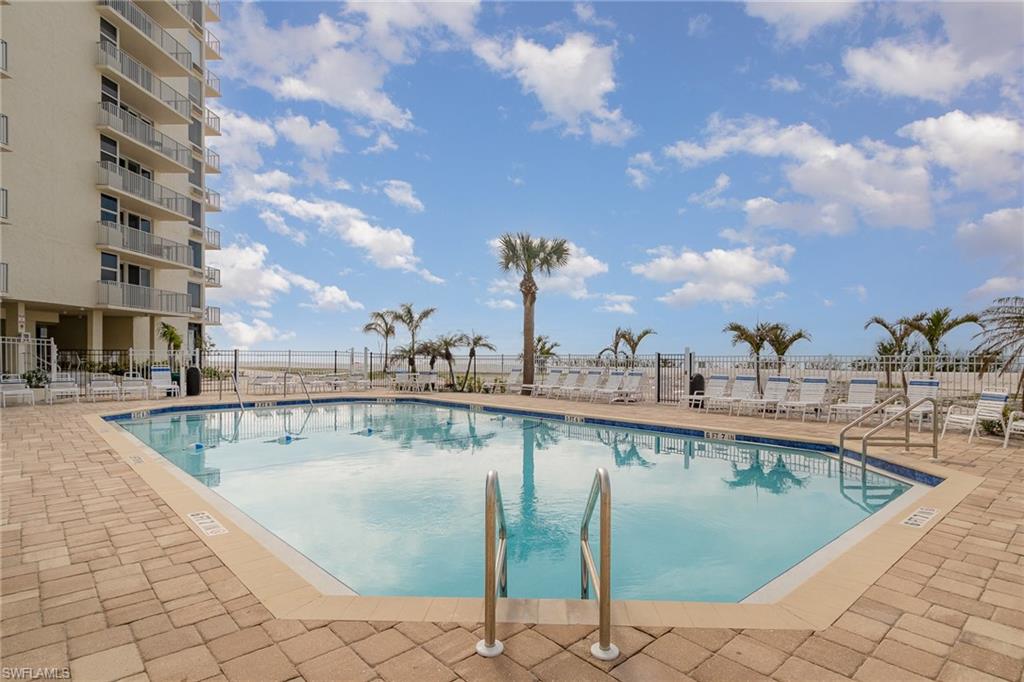 7360 Estero BLVD 1001 photo 17