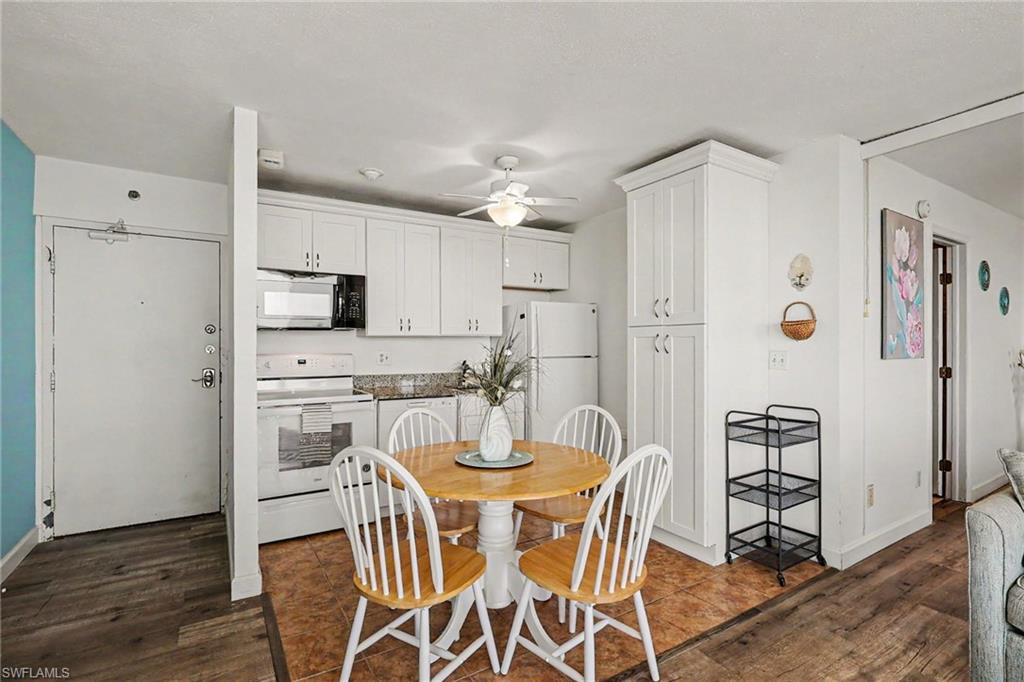 7360 Estero BLVD 1001 photo 9