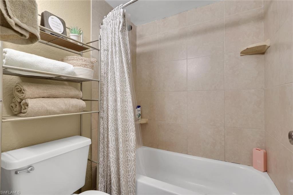 2555 Tamiami TRL N 115 photo 18