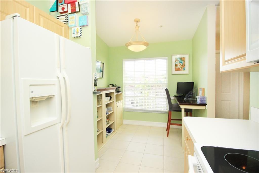 2925 Cypress Trace CIR 201 photo 7