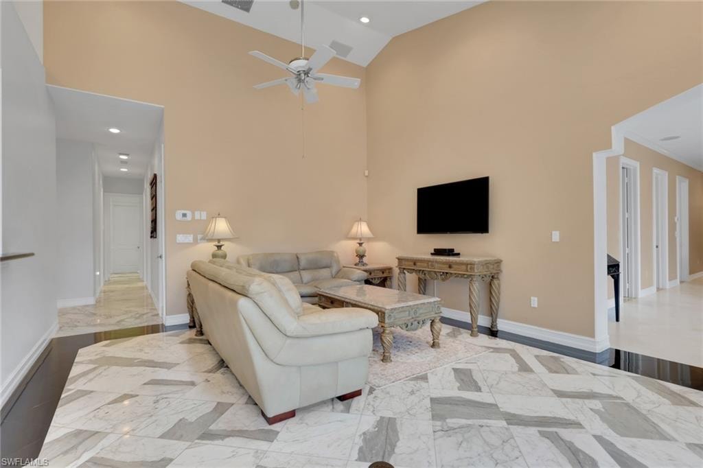 6020 Green BLVD photo 12