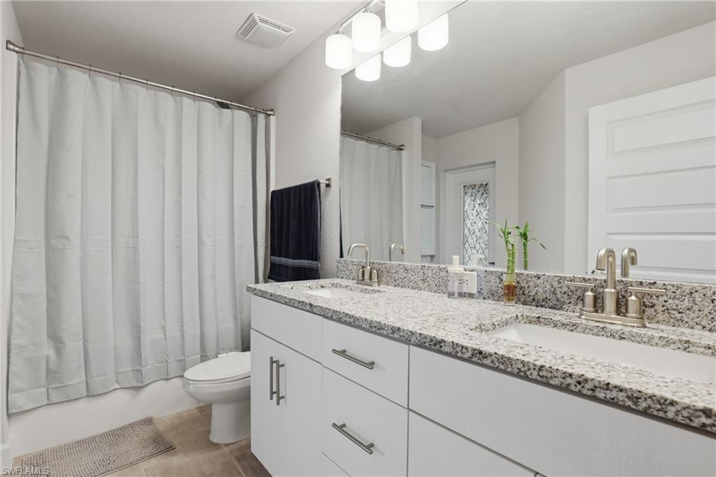 14735 Keystone BLVD photo 26