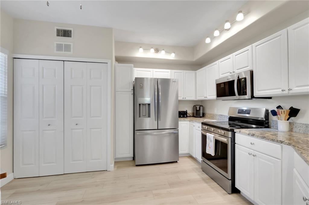 9653 Hemingway LN 3304 photo 6