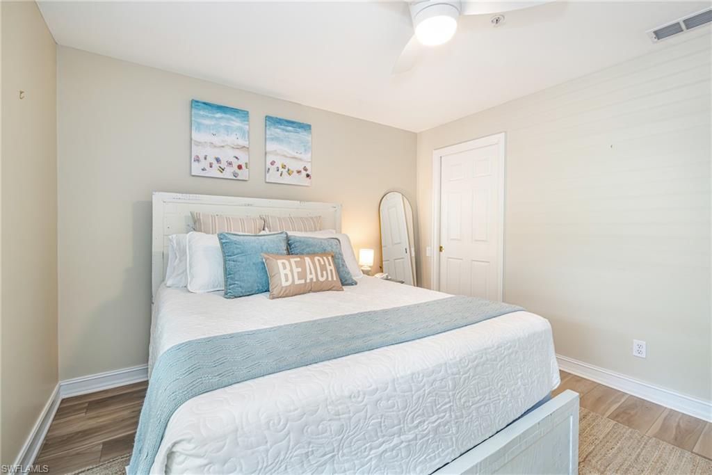 975 Tarpon Cove DR 204 photo 32
