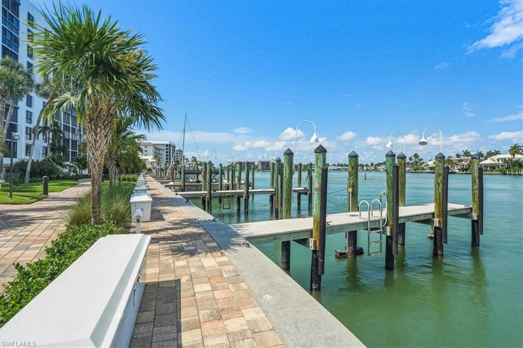 2400 Gulf Shore BLVD N 604 photo 32