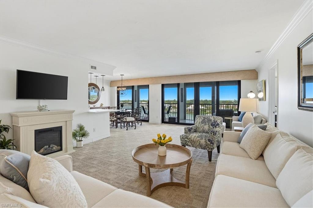 2400 Gulf Shore BLVD N 604