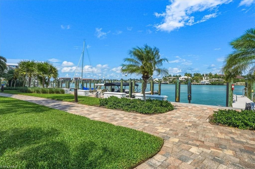 2400 Gulf Shore BLVD N 604 photo 31