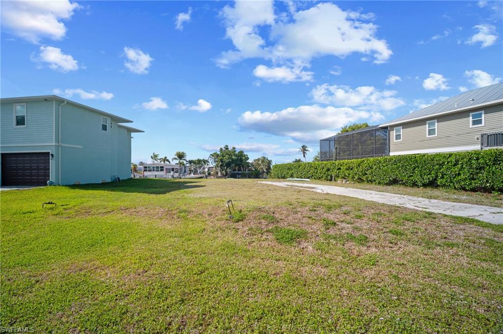 4575 Spring Creek DR photo 14