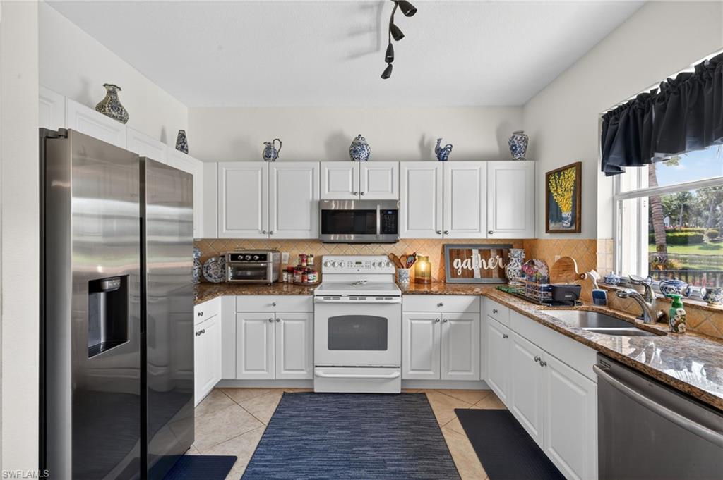 10284 Crepe Jasmine LN photo 10