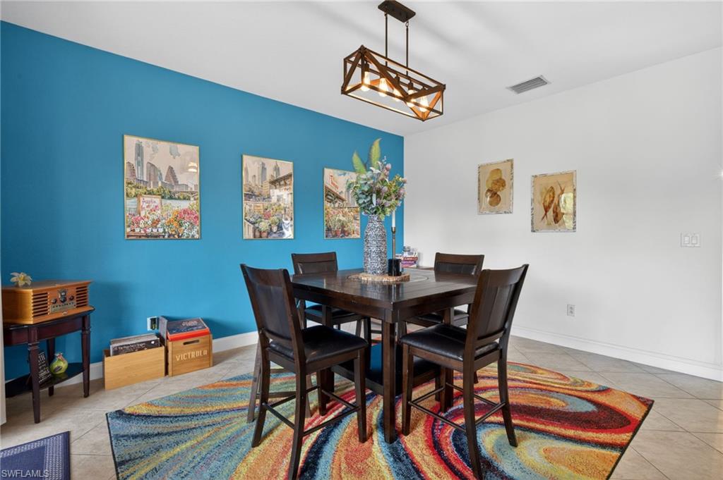 10284 Crepe Jasmine LN photo 8