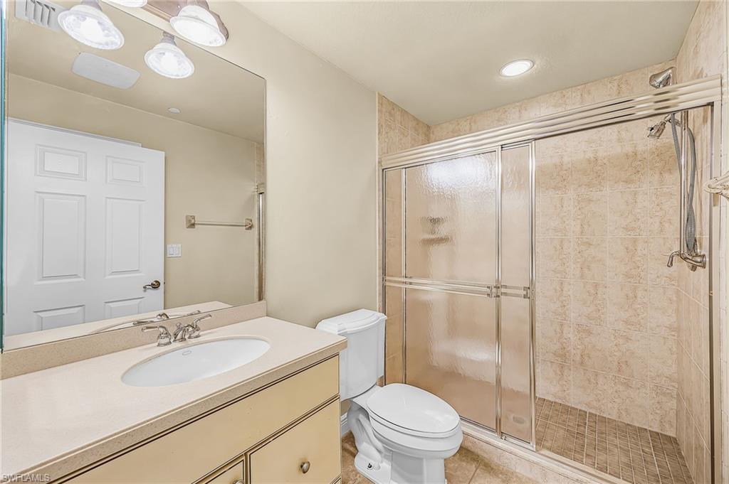 4235 SE 20th PL C503 photo 34
