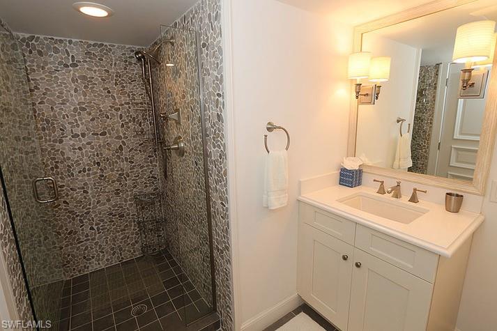 4041 Gulf Shore BLVD N 301 photo 21