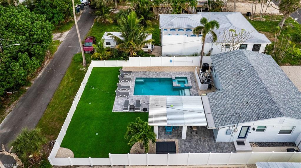 4831 Coquina RD