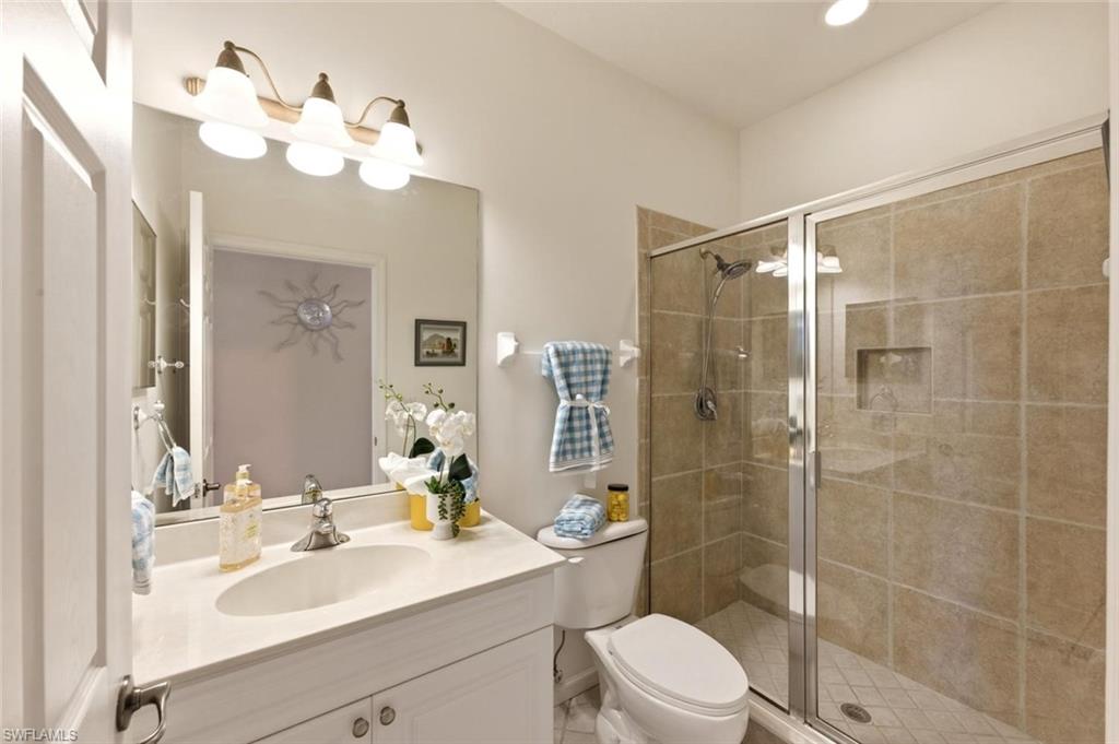 6822 Ascot DR 202 photo 22