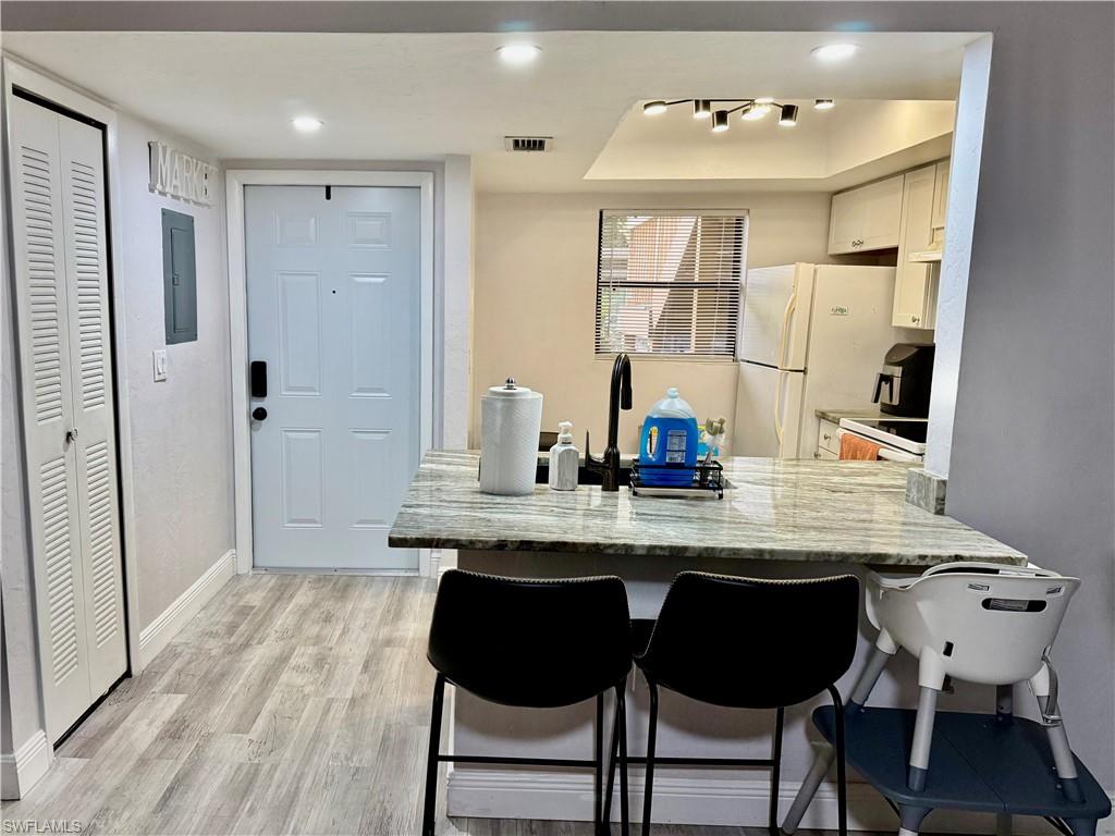 2133 Golfside Village DR photo 7