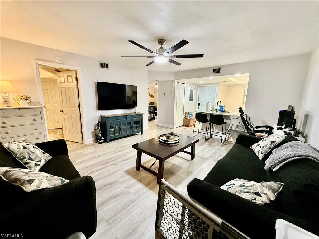 2133 Golfside Village DR photo 8