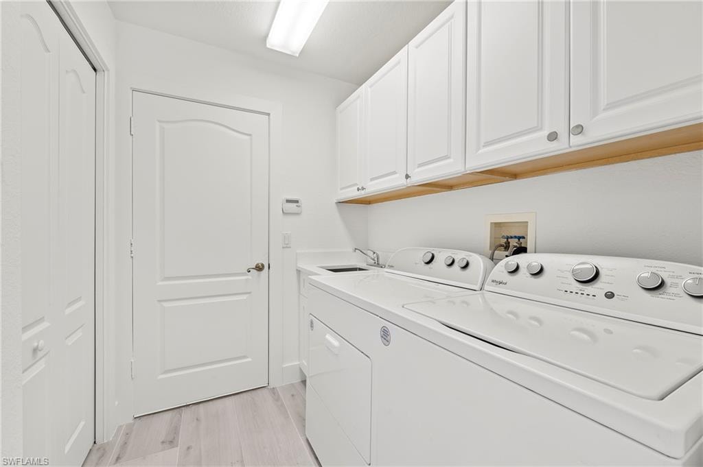 2050 Terrazzo LN photo 26