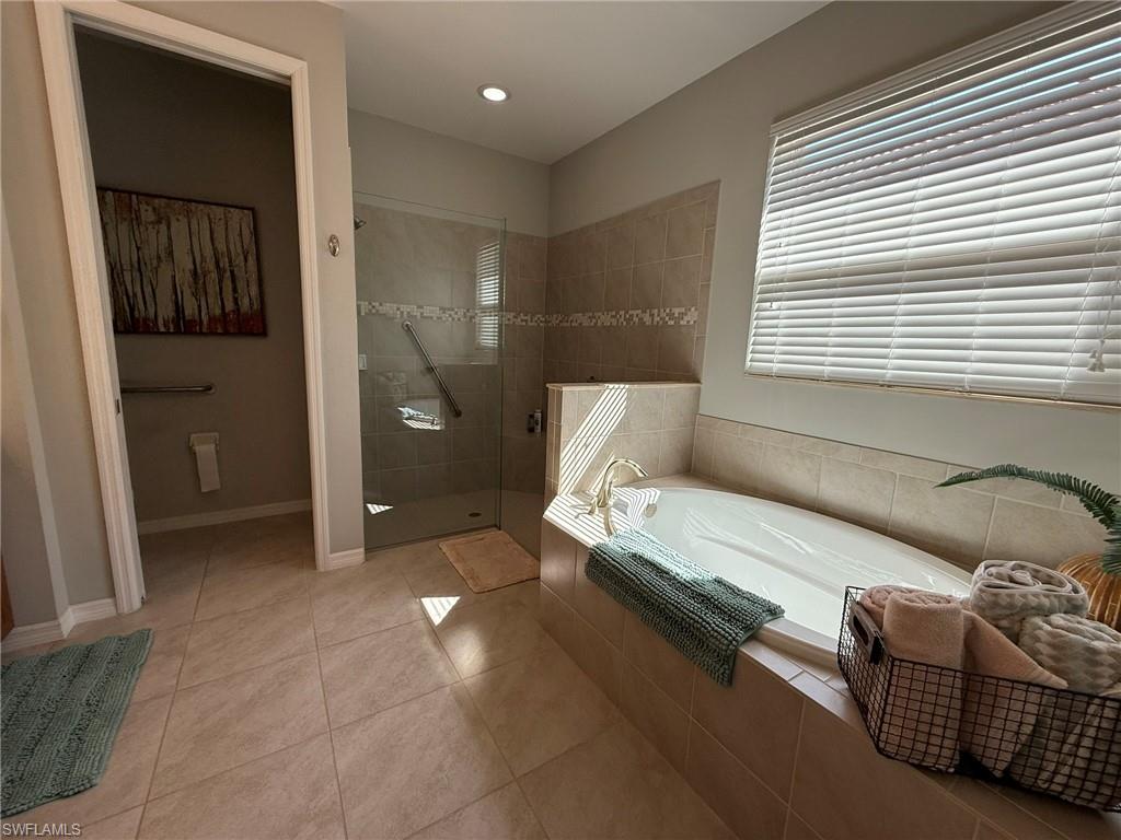 3916 King Edwards ST photo 22