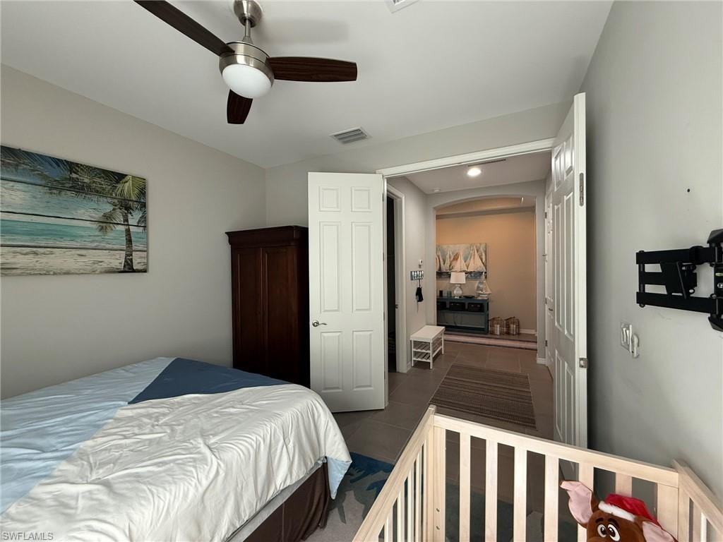 3916 King Edwards ST photo 11
