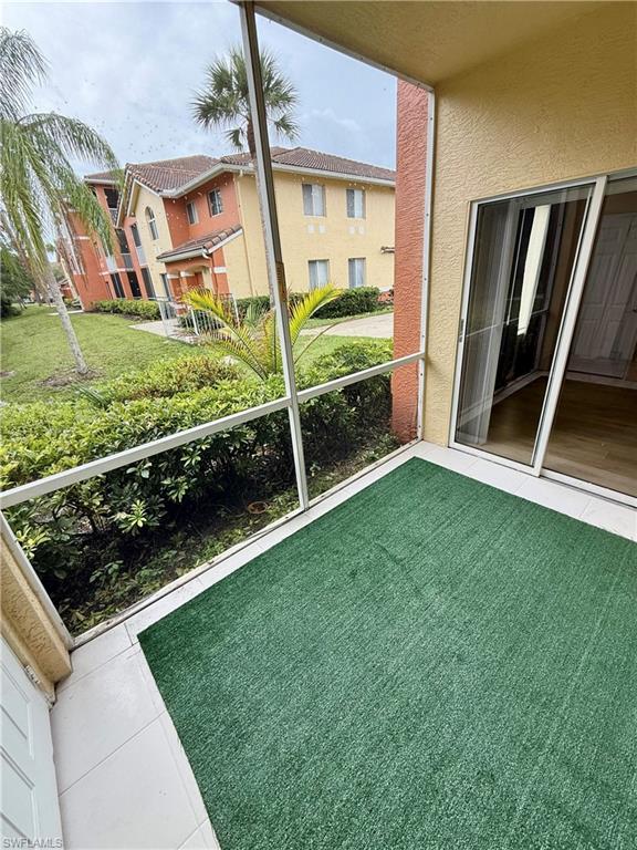6341 Aragon WAY 107 photo 32