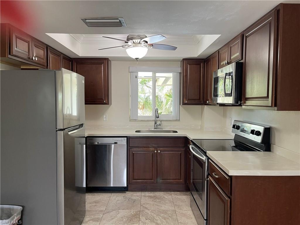 2079 Barkeley LN 19 photo 7