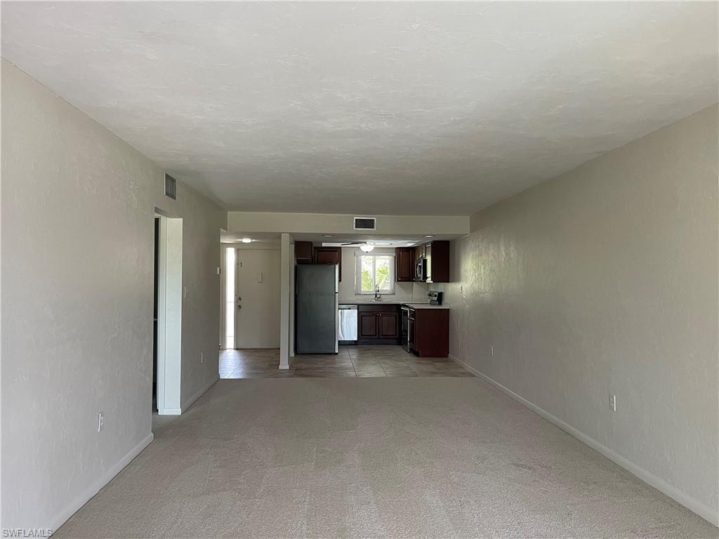 2079 Barkeley LN 19 photo 10