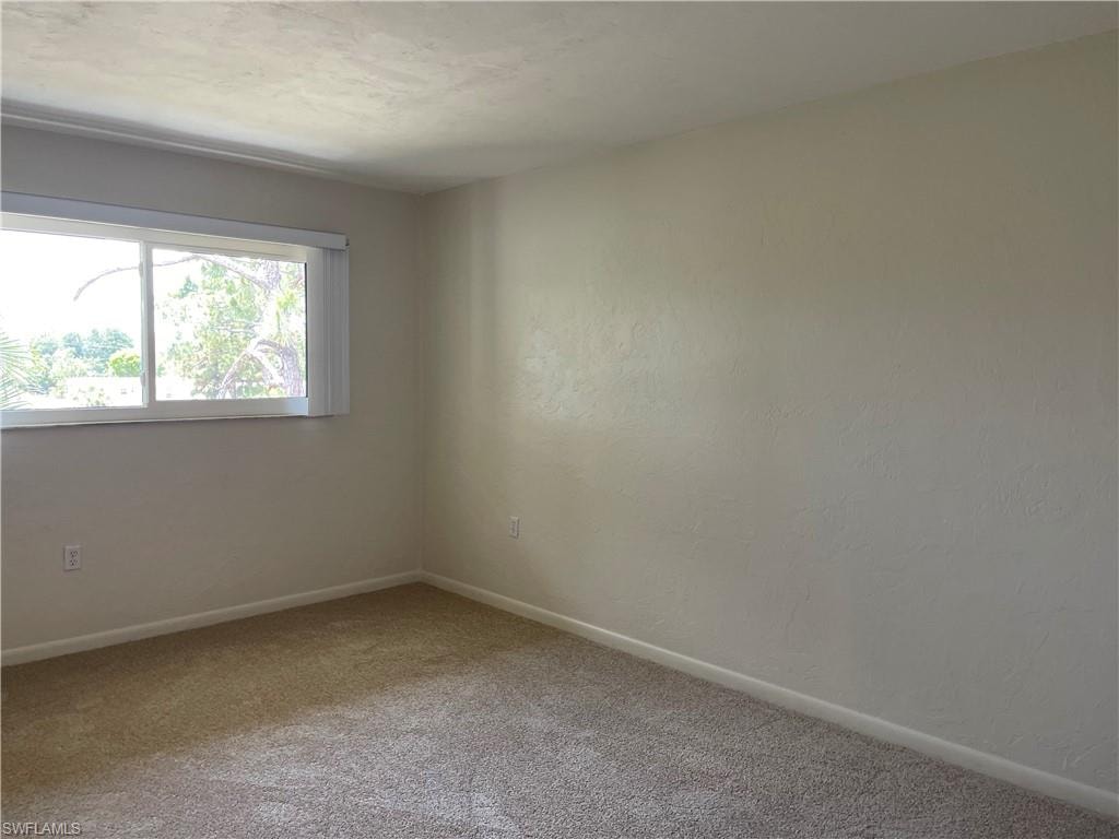 2079 Barkeley LN 19 photo 14