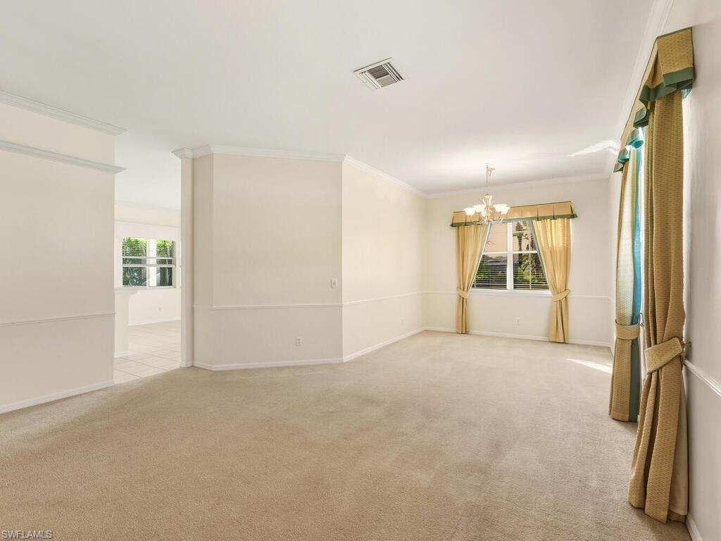 Formal Dining/Formal Living Room
