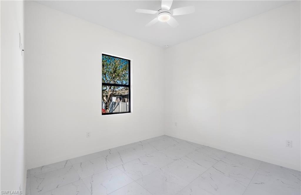 4233 Jacaranda PKWY W photo 24