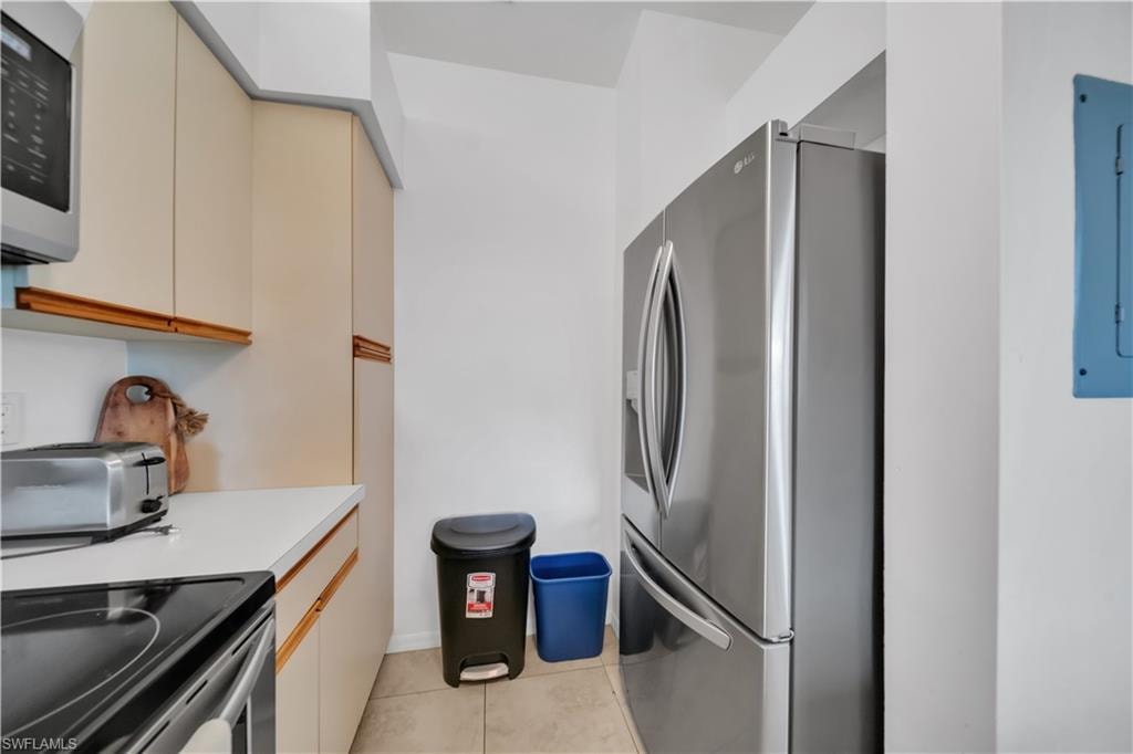 13211 Whitehaven LN 1505 photo 22