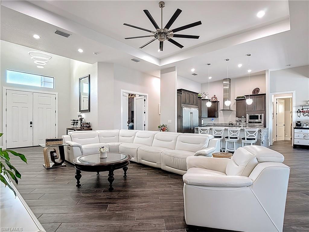3900 Gulfstream PKWY