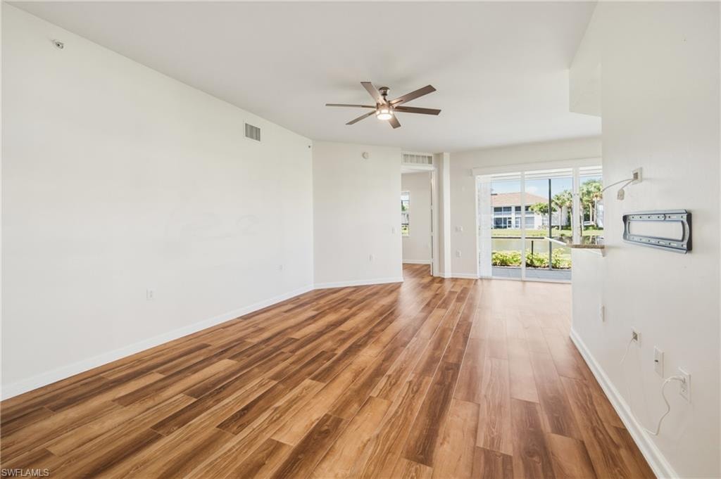 3053 Driftwood WAY 3907 photo 6