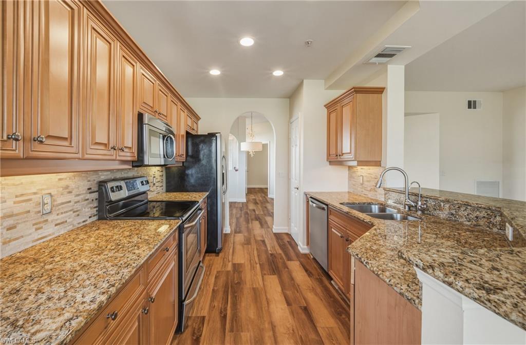3053 Driftwood WAY 3907 photo 13
