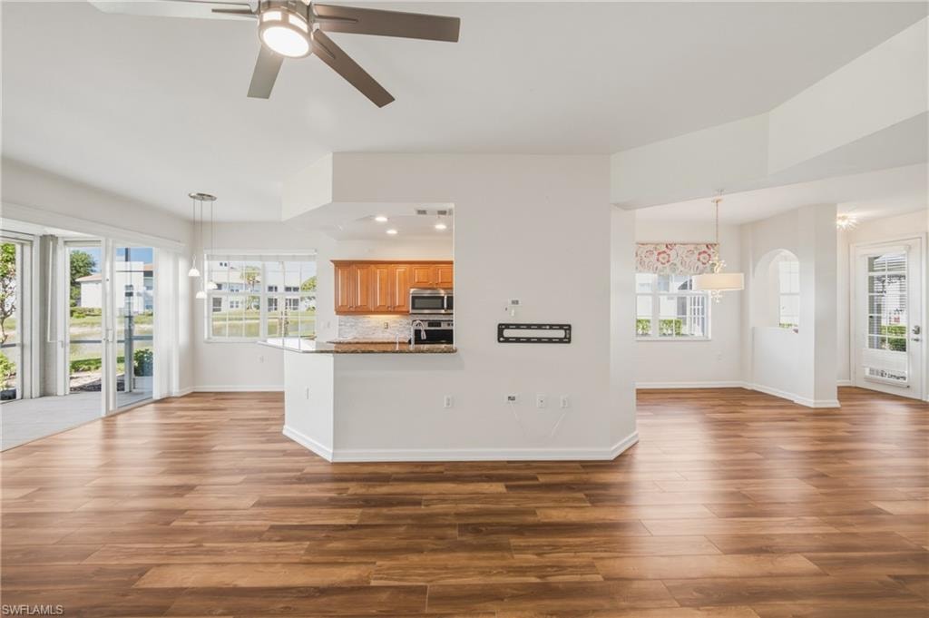 3053 Driftwood WAY 3907 photo 7