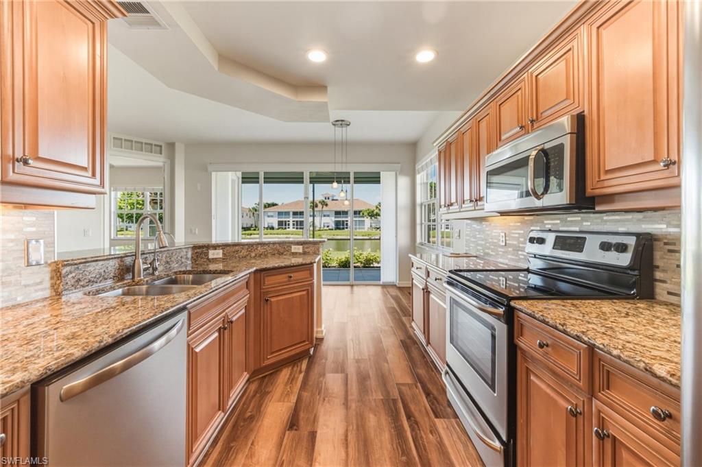 3053 Driftwood WAY 3907 photo 10