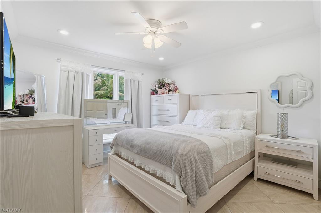 5930 Sea Grass LN photo 25
