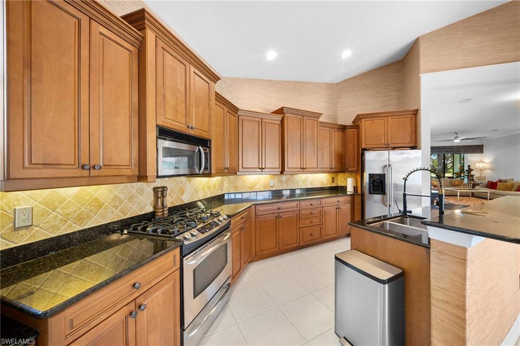 955 Tivoli CT photo 13