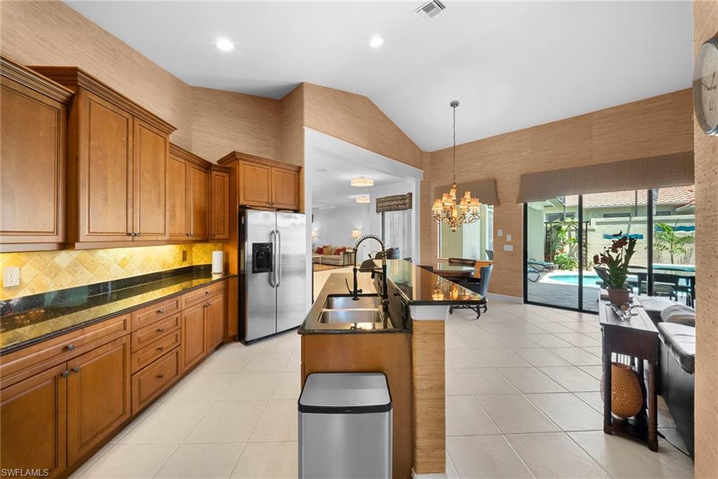 955 Tivoli CT photo 14