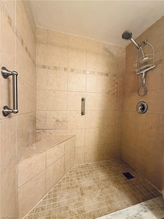 1580 Pine Valley DR 404 photo 7