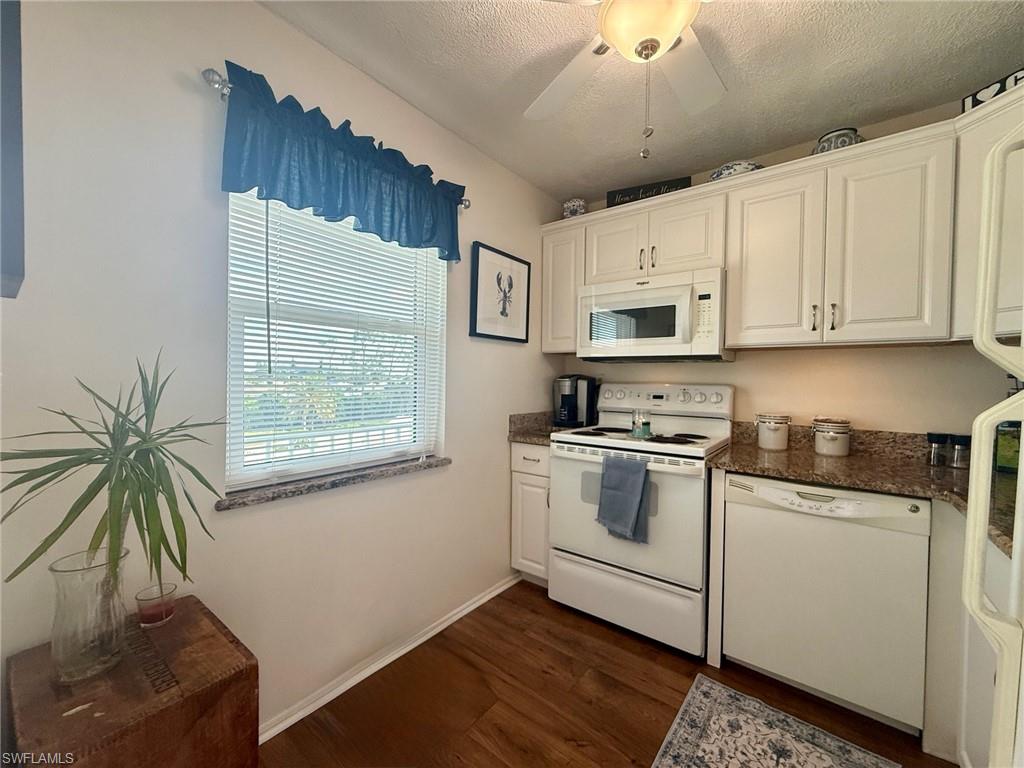 1580 Pine Valley DR 404