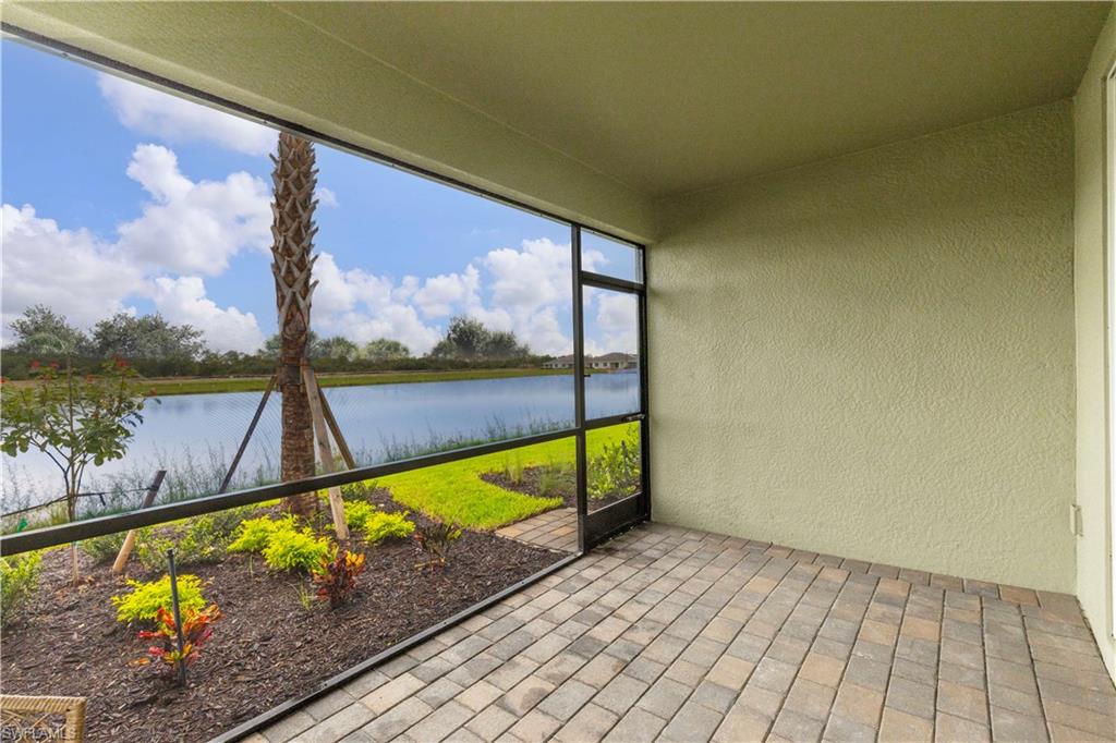 44442 Palm Frond DR photo 24