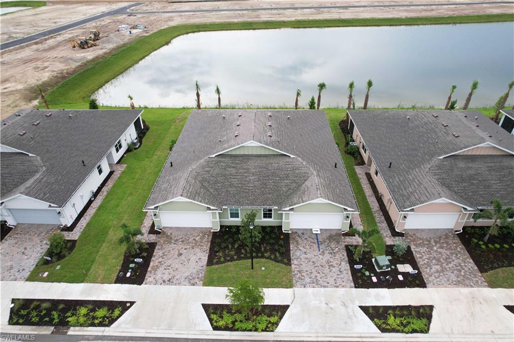 44442 Palm Frond DR photo 31