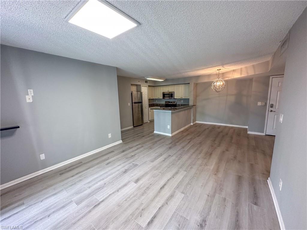 1250 Wildwood Lakes BLVD 206 photo 6