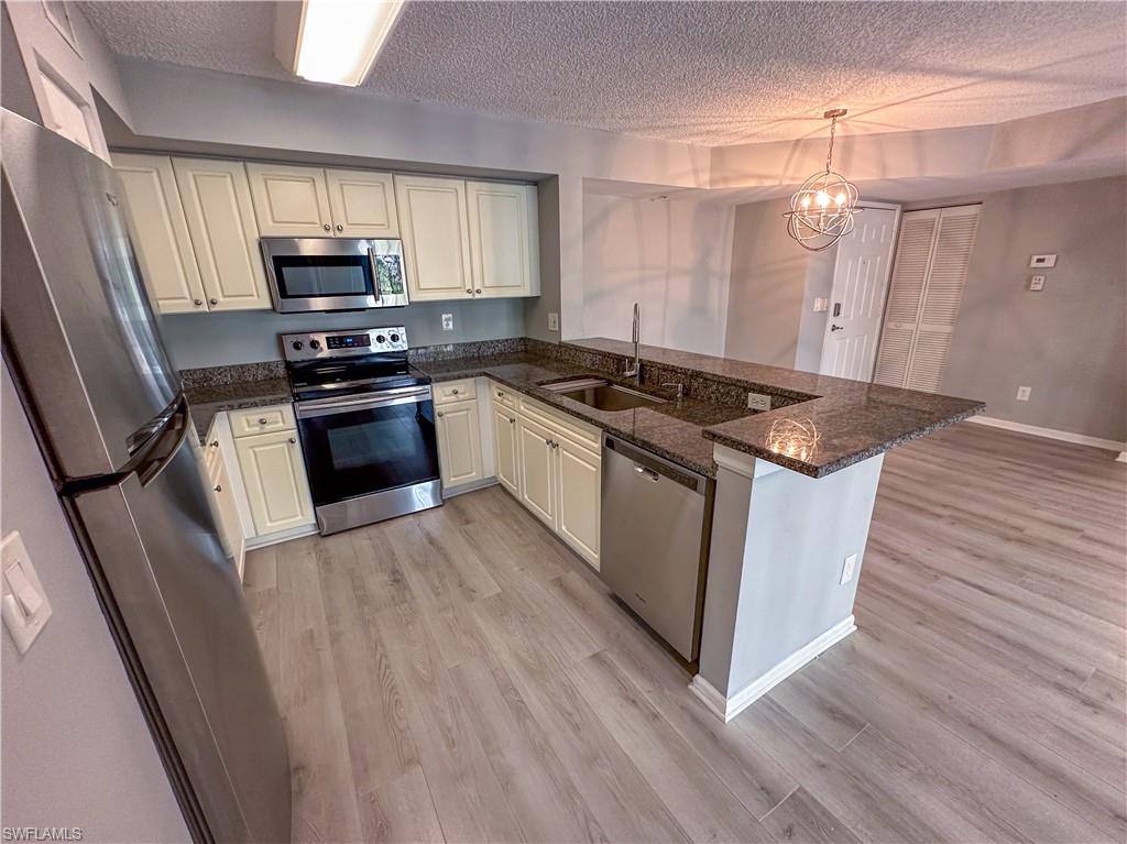 1250 Wildwood Lakes BLVD 206 photo 10