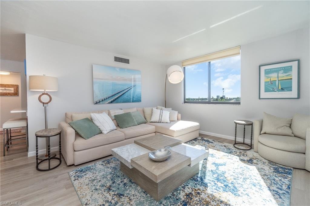 2810 Estero BLVD 511 photo 6