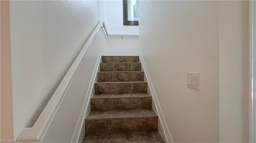 9064 Gervais CIR 105 photo 10