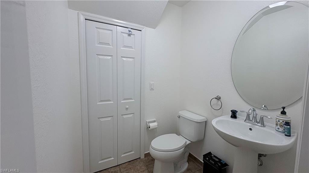 9064 Gervais CIR 105 photo 15
